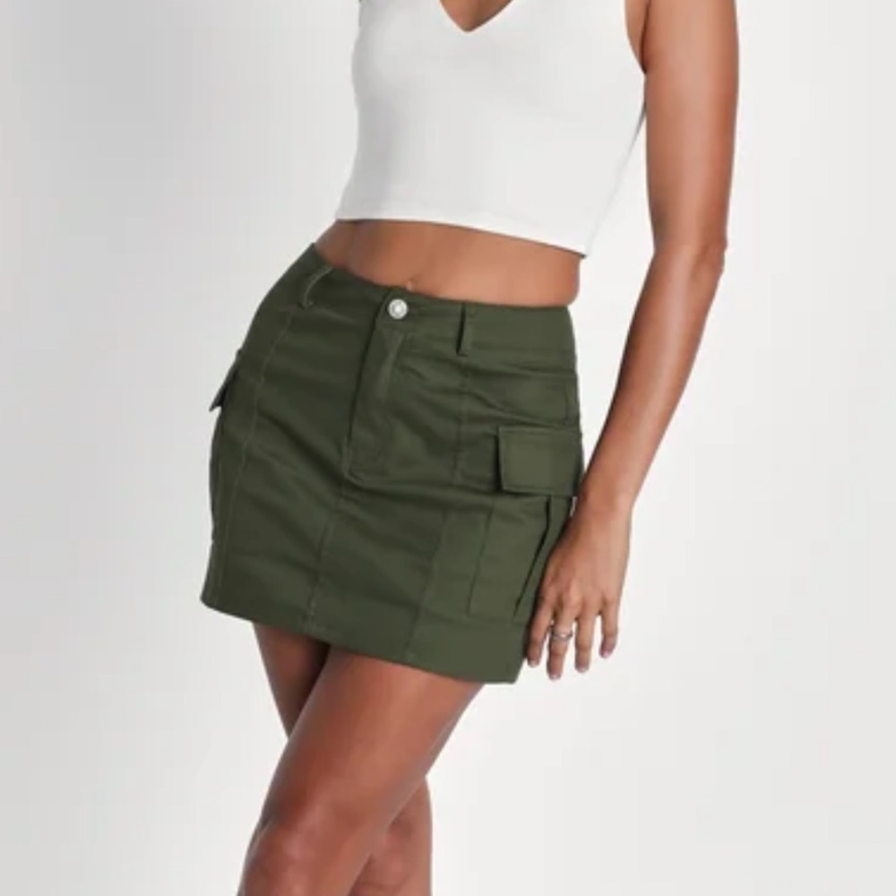 NWT Trendsetting Aura Olive Green Cargo Mini Skirt Size Small - Picture 2 of 7